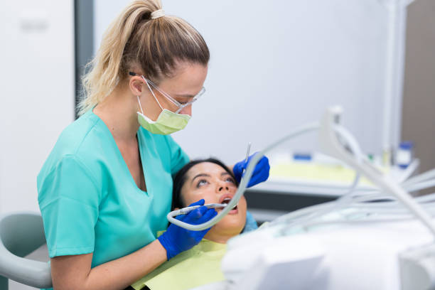 Best Emergency Dental Care for Broken or Chipped Teeth in Berkeley, IL